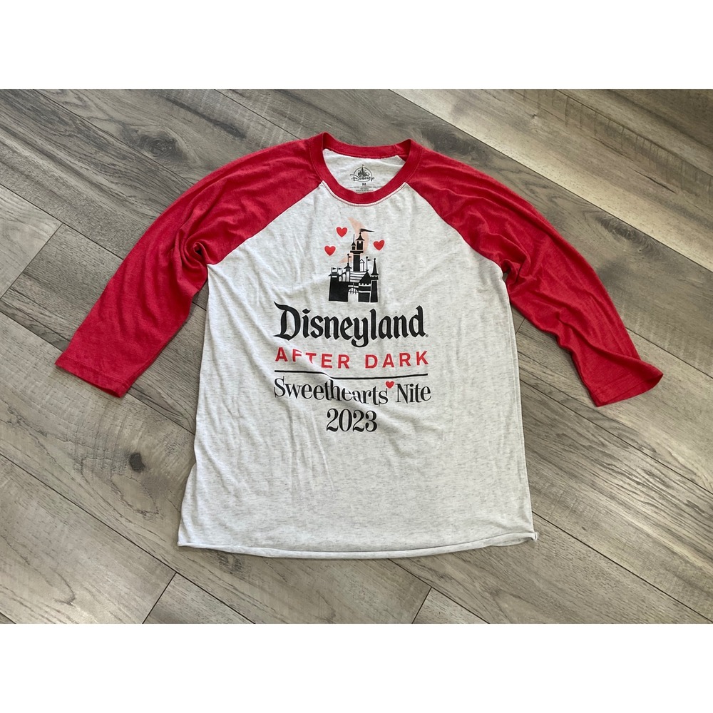 Disney Disneyland After Dark Sweethearts Nite‎ 2023 Raglan Shirt Red Grey Medium